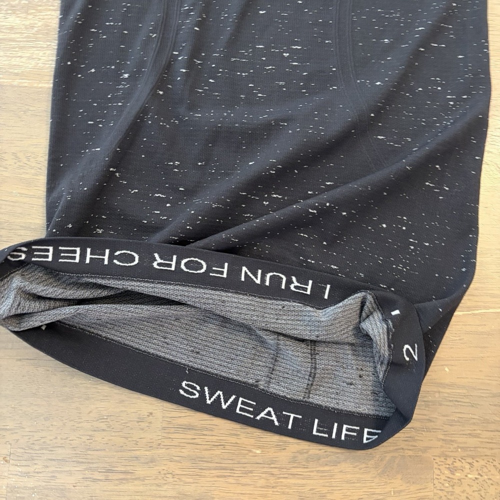 Lululemon Women's Size 2 Swiftly Tech Black 1/2 Zip Performance Shirt Top Hoodie - Picture 5 of 9